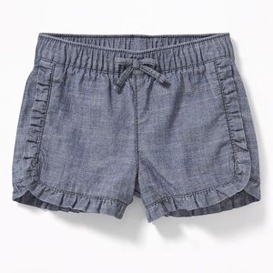 Adorable ruffle front Chambray shorts